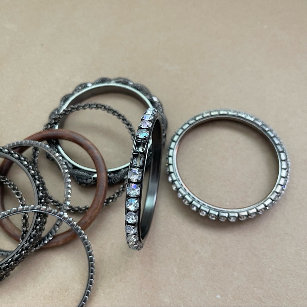 Multi-Tone bangles bracelet set - Picture 7 of 8